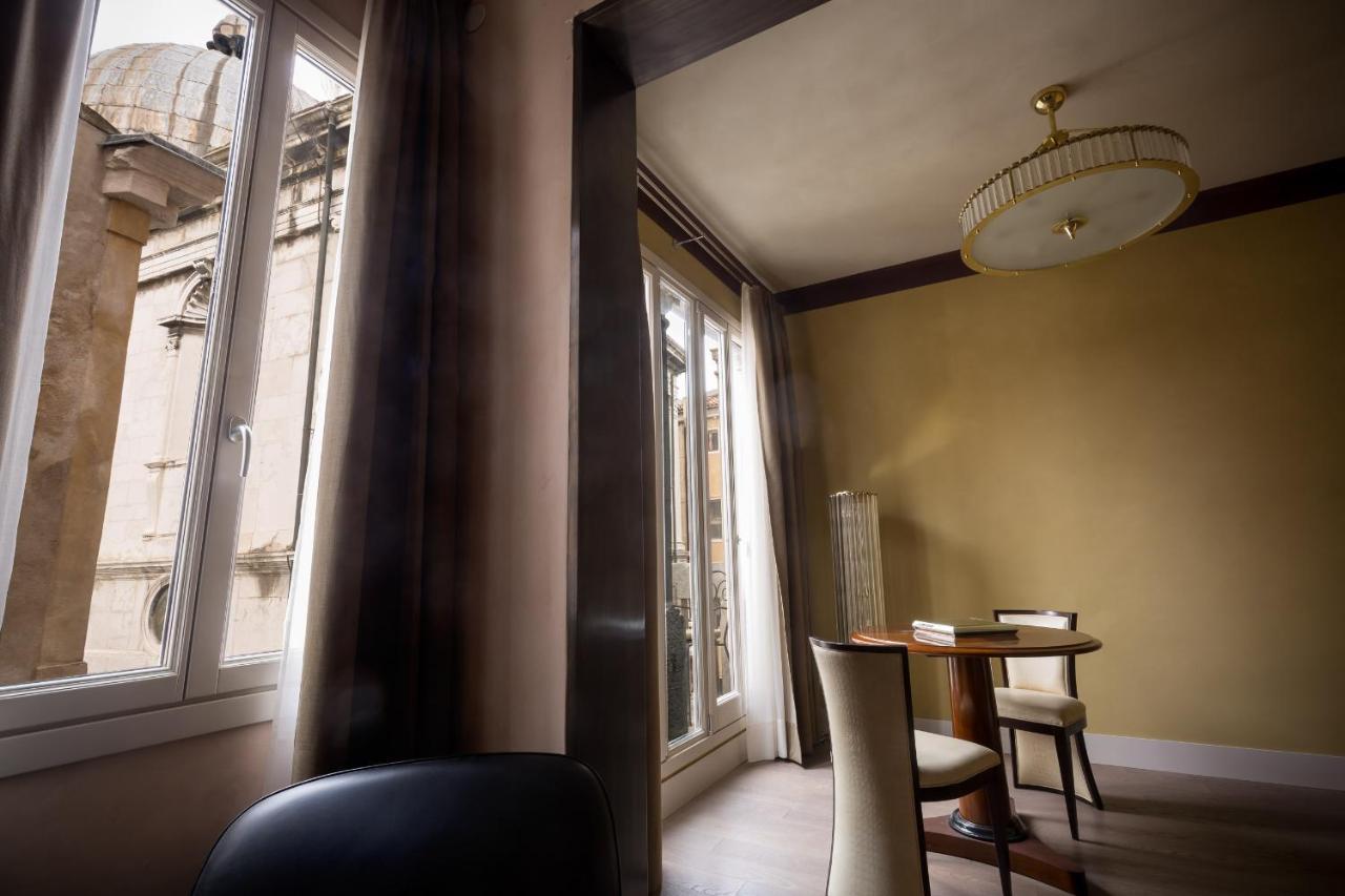 Liassidi Wellness Suites Venedig Exteriör bild