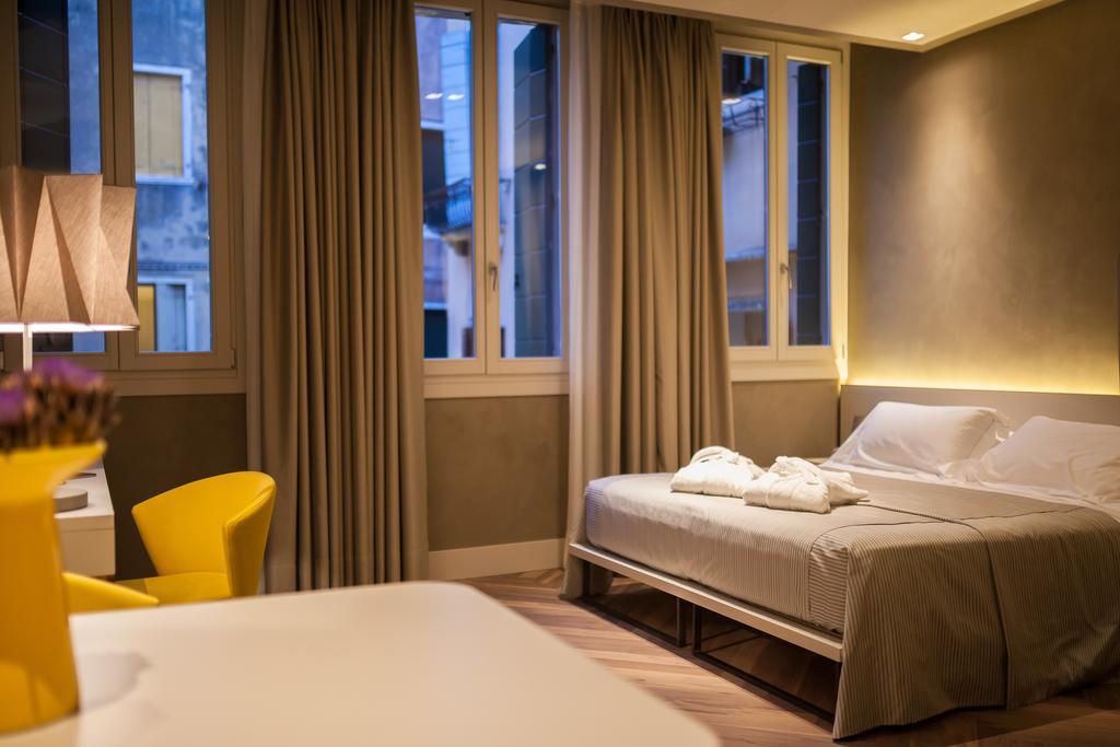 Liassidi Wellness Suites Venedig Rum bild