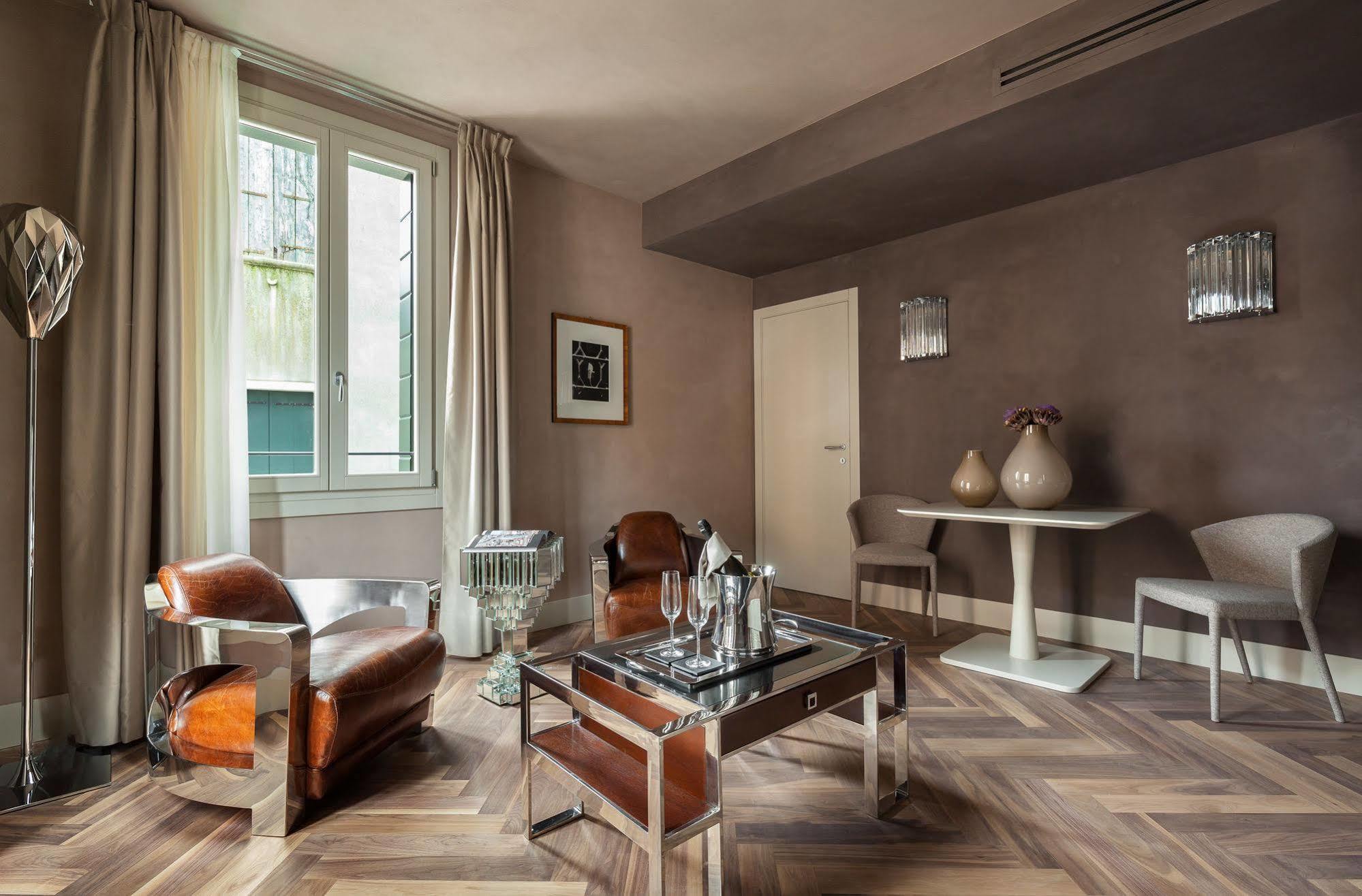 Liassidi Wellness Suites Venedig Exteriör bild